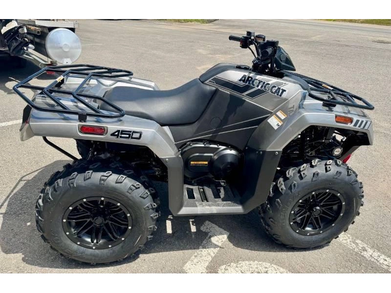 2026 Arctic Cat Alterra 450 Limited alt