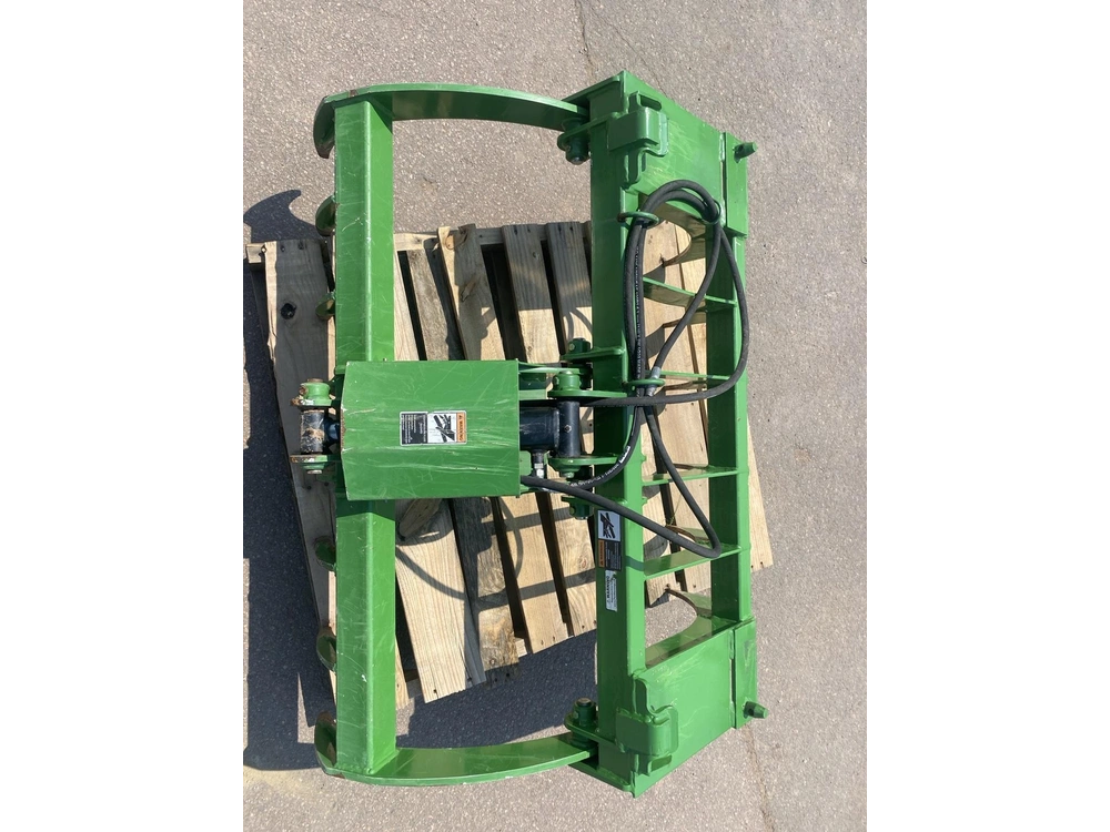 2020 John Deere 2025r alt