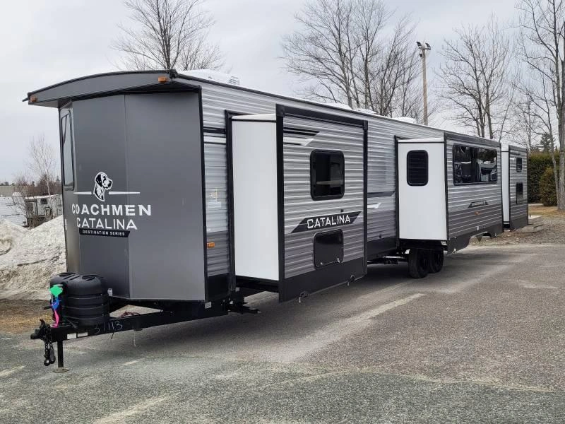 2026 Coachmen Catalina 40bhts alt