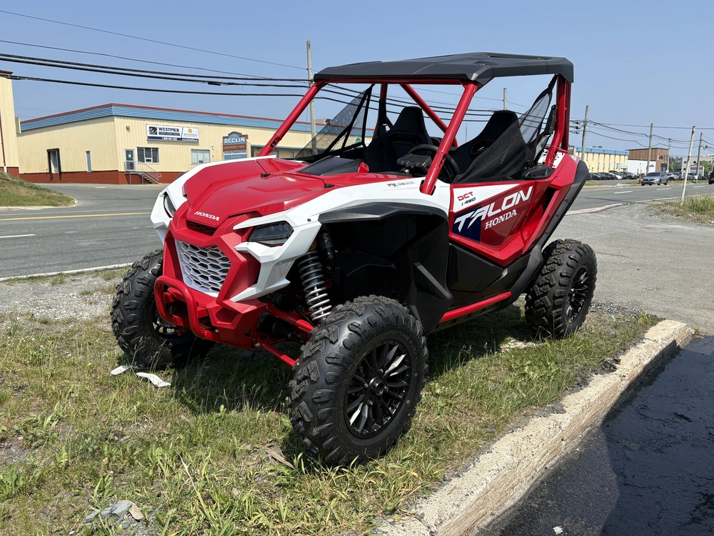 2026 Honda Sxs10s2xdt alt