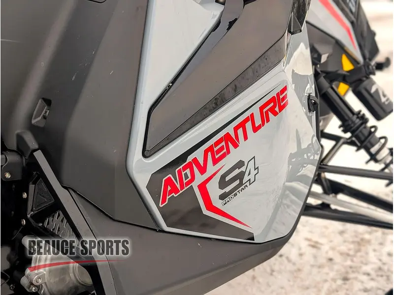 2025 Polaris PROSTAR S4 INDY ADVENTURE X2 137 ***VENDU***