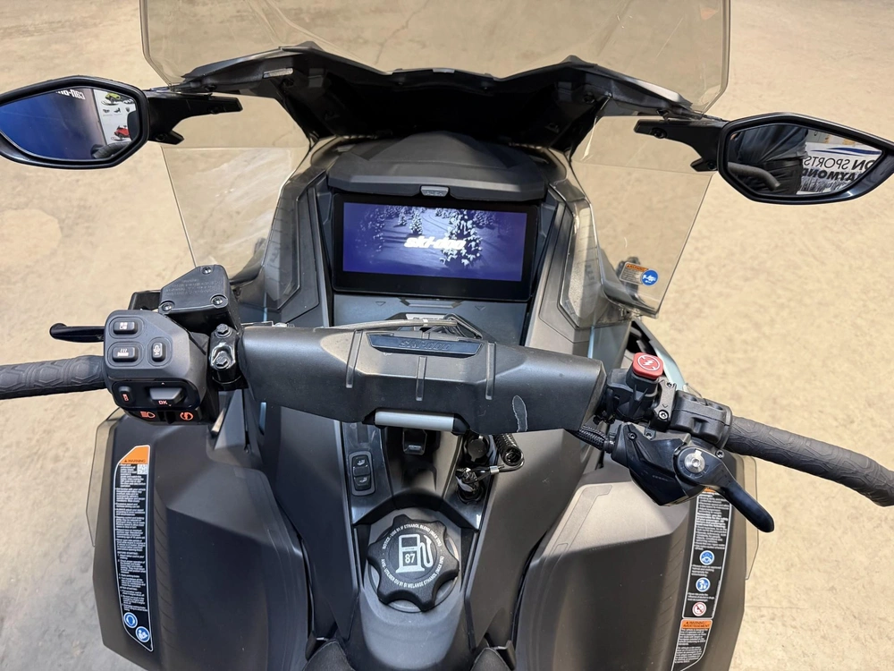 Ski-doo Grand Touring Le Platinum 900 Ace 2026 alt