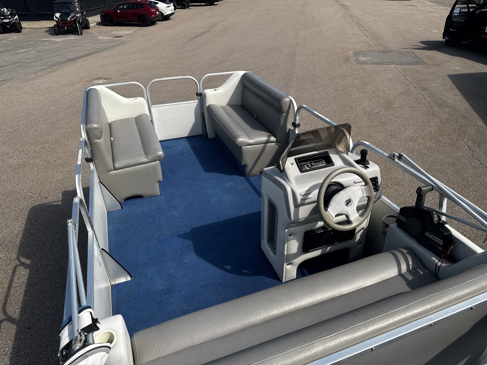 1996 Princecraft Vectra 16 / Honda 20hp 2010 alt