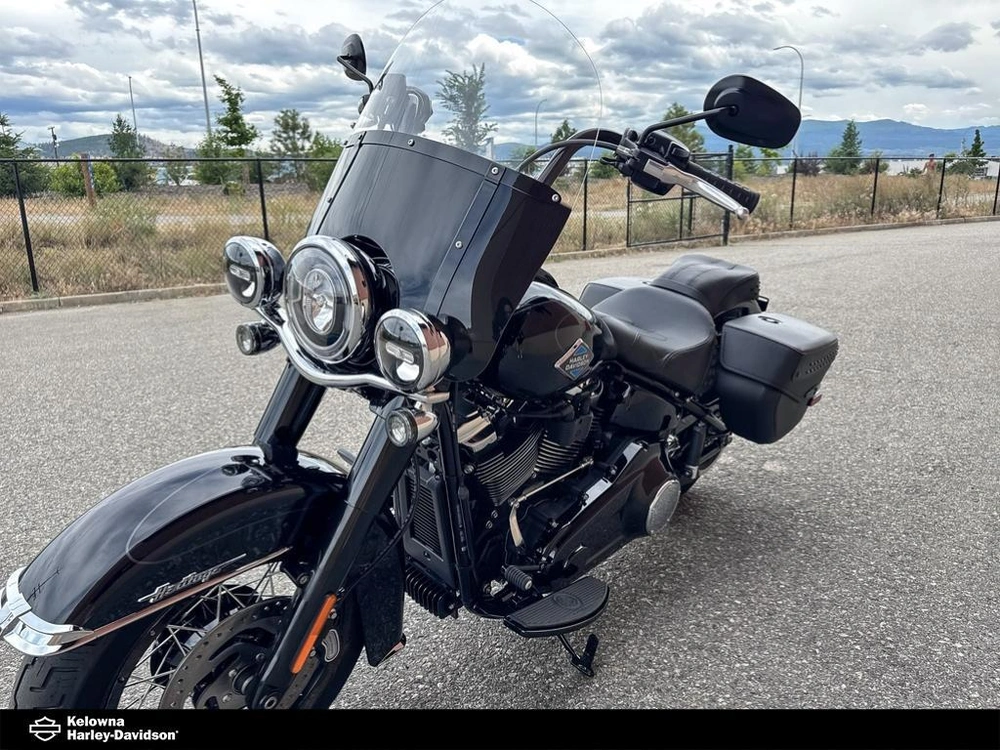 2026 Harley-davidson Flhc - Heritage Classic alt