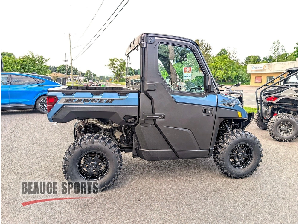 2025 Polaris Ranger Xp 1000 Premium Blue Labyrinth 🎯 Utv Travail Premium Defender Hd9 Commander Xt Mule Pro Faible Kilométrage Polyvalent 🟢 alt