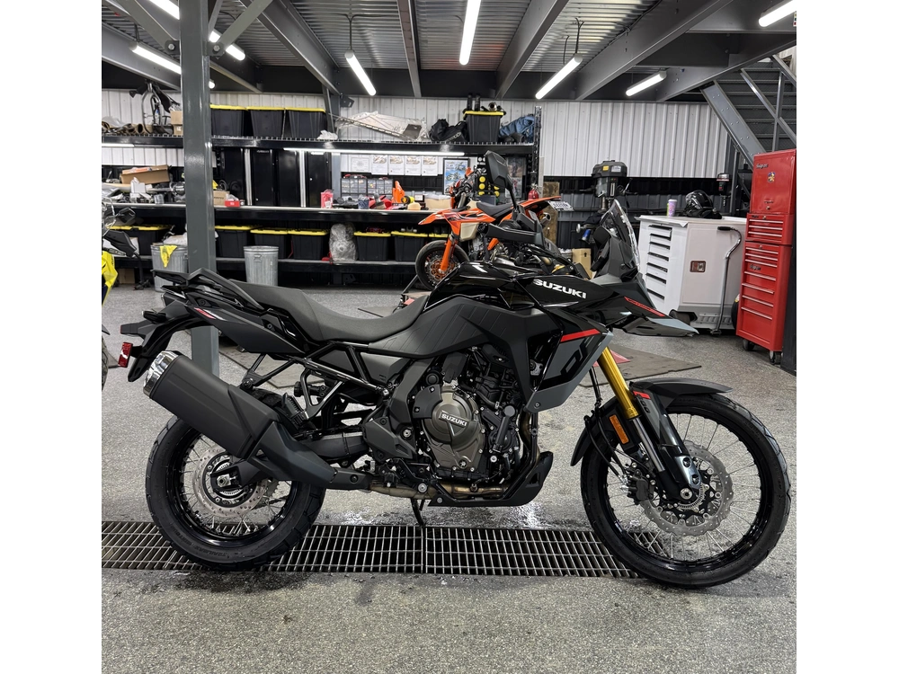 Suzuki V-strom 800de Aventu 2026 alt