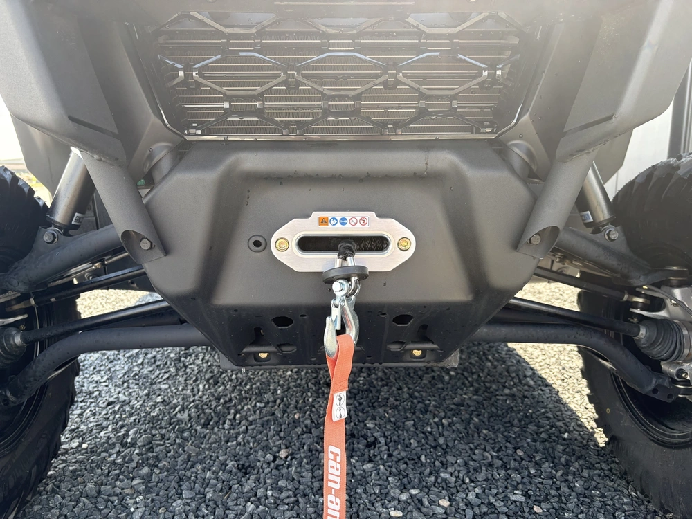 2026 Can-am Defender Max Xt Hd11 Cab alt