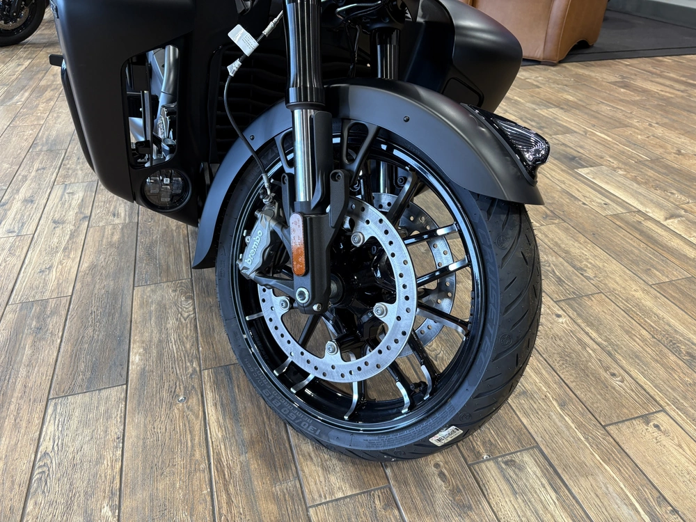 Indian Motorcycle Roadmaster Powerplus Noir 2026 alt