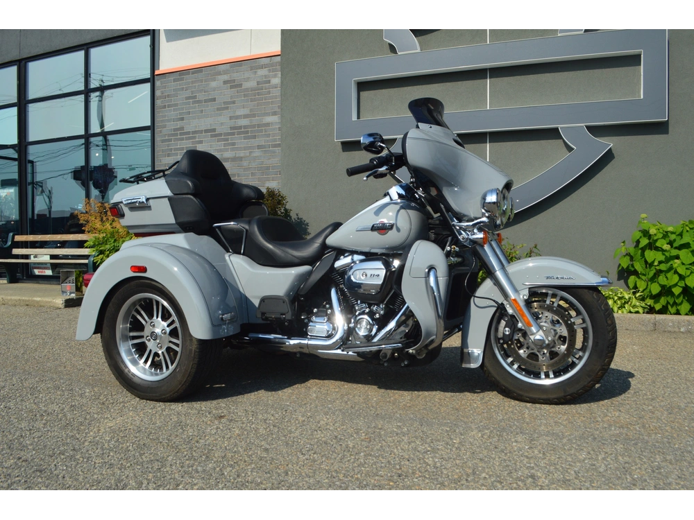 Harley-davidson Flhtcutg Tri Glide Ultra 2024 alt