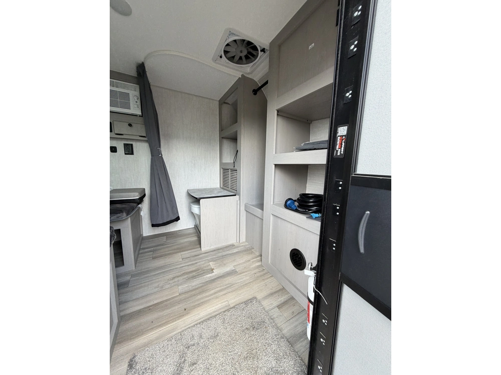 2025 Forest River (travel Trailer) Viking 11000rok Single Axle alt