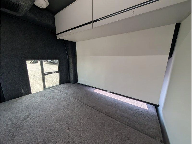 Grand Design Lineage Lvt1 2027 alt