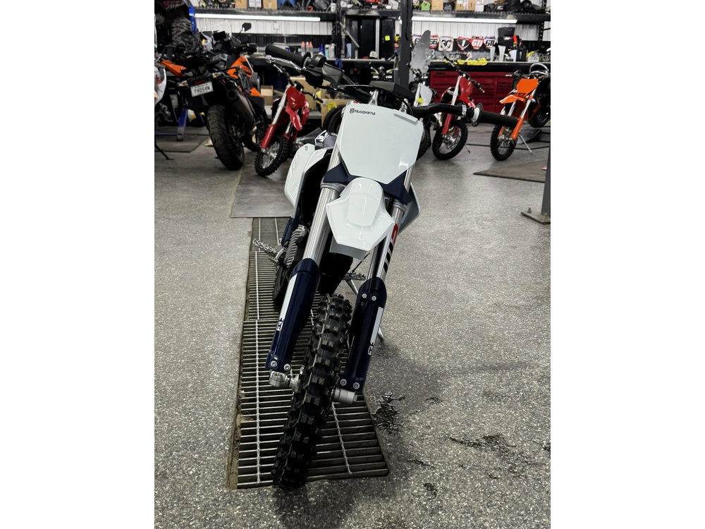 Husqvarna Ee 5 2027 alt