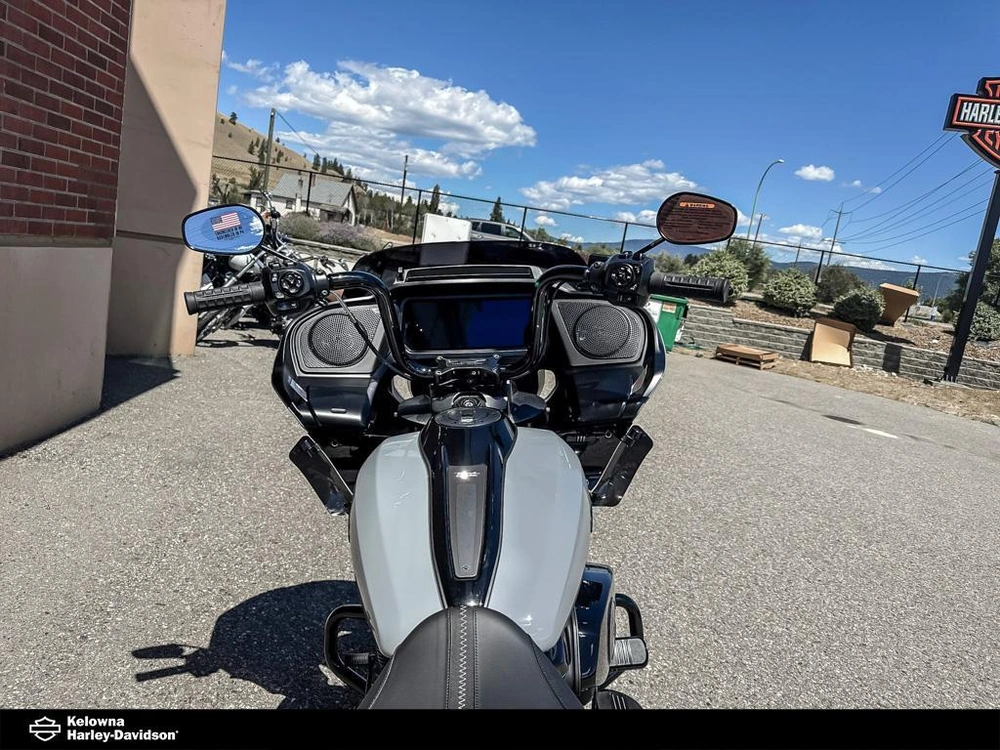 2026 Harley-davidson Fltrx - Road Glide® alt