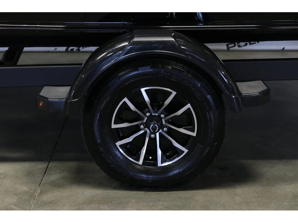 Lund 1775 Impact Xs Sport + Mercury 115elpt Pro Xs 2026 alt