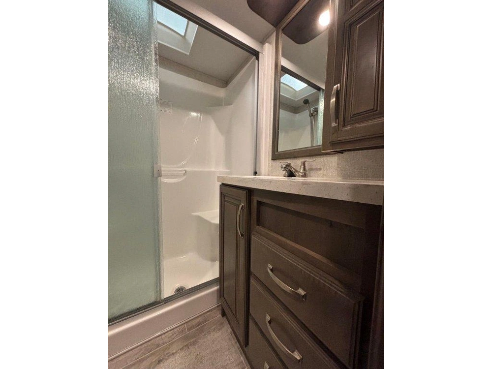 Keystone Rv Montana 3120rl 2019 alt