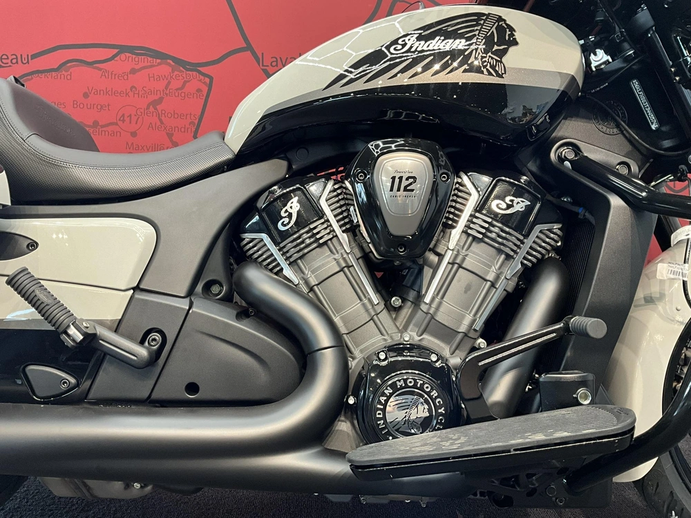 Indian Motorcycle Chieftain Powerplus Dark Horse + 112 & Ensemble Audio Powerband 2026 alt