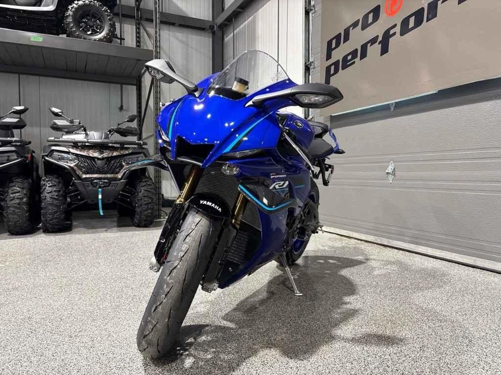 Yamaha Yzf-r1 2026 alt