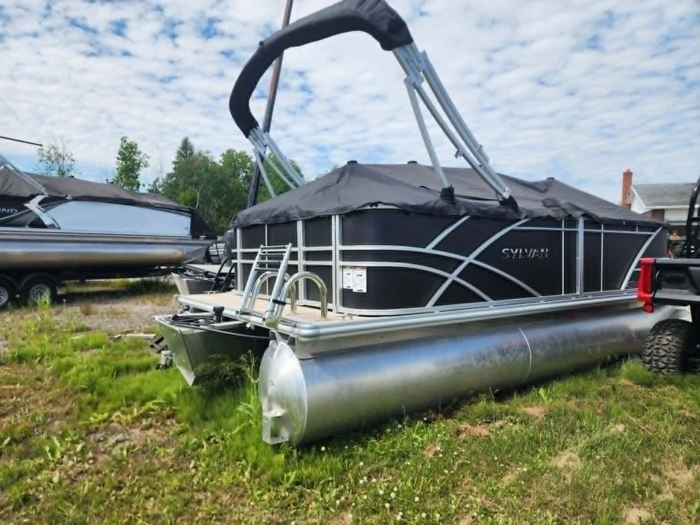 2026 Sylvan Mirage 818 Fish alt
