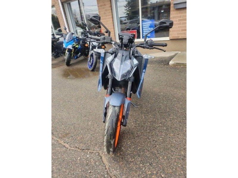 Ktm Duke 390 2024 alt