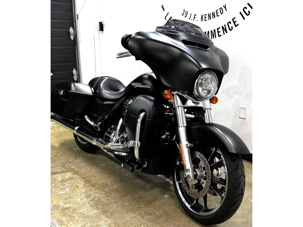 Harley-davidson Street Glide Flhx 2020 alt