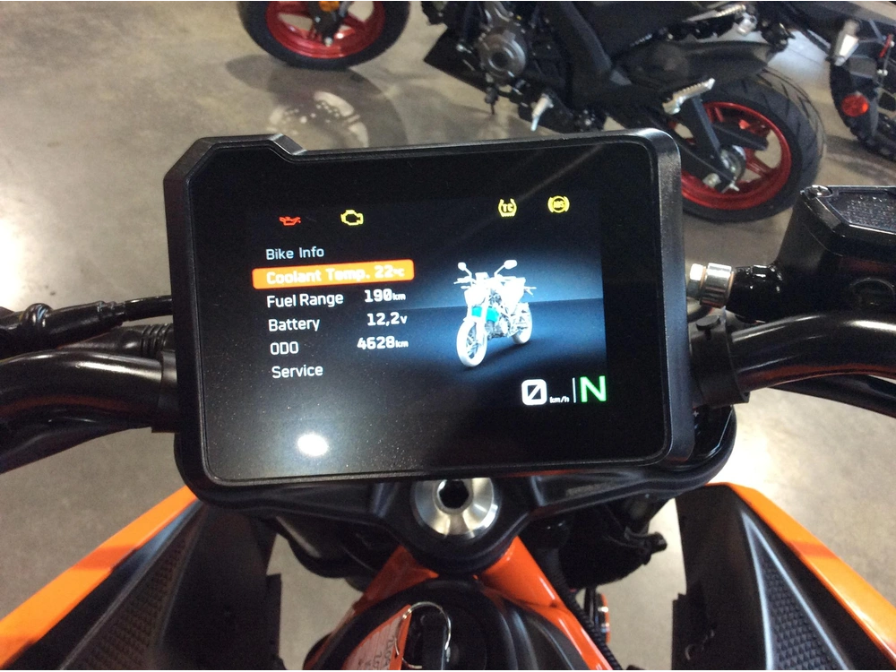 Ktm 390 Duke 2024 alt