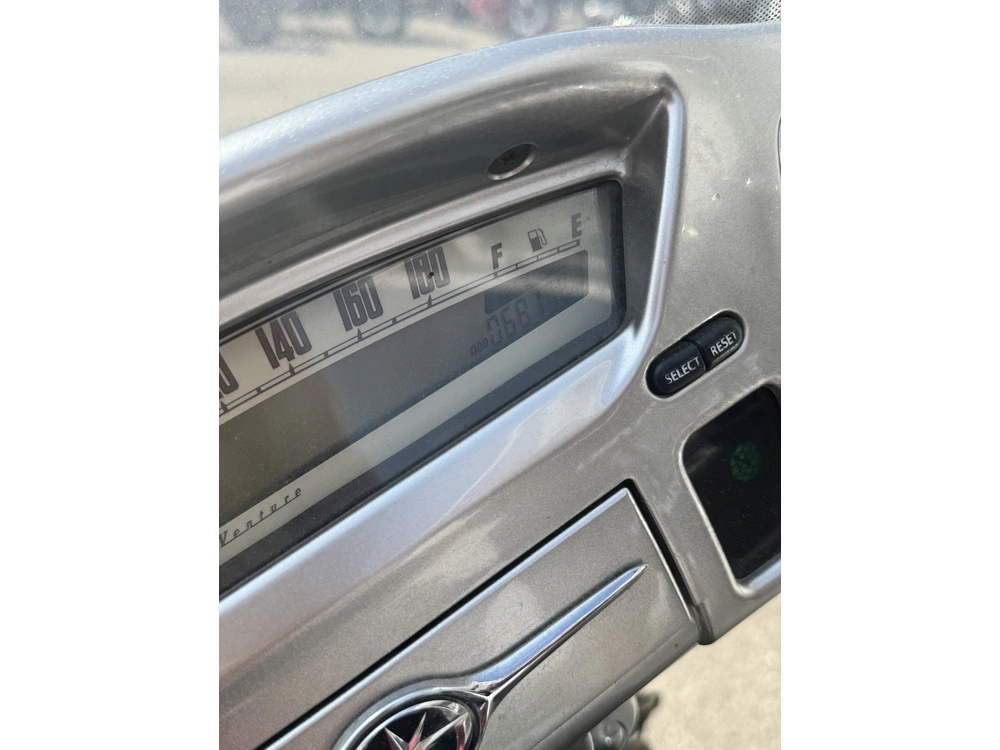 2005 Yamaha Royal Star Venture alt