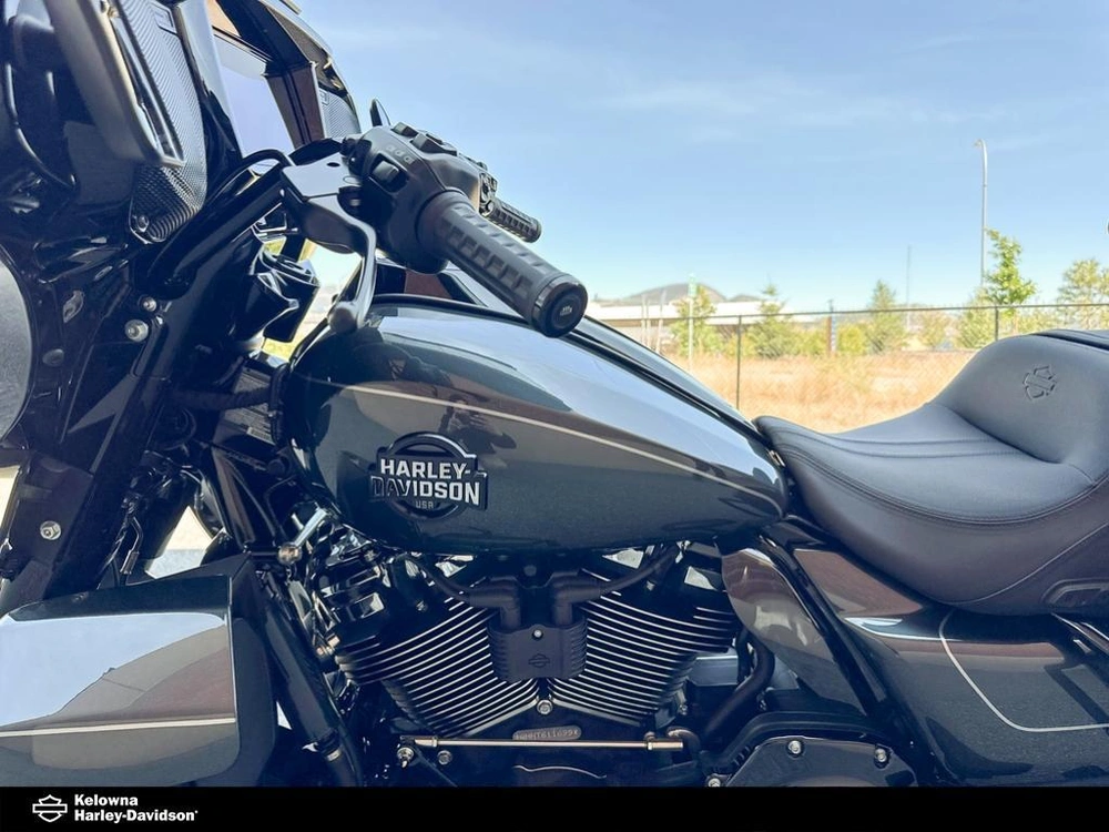 2026 Harley-davidson Flhxl - Street Glide® Limited alt