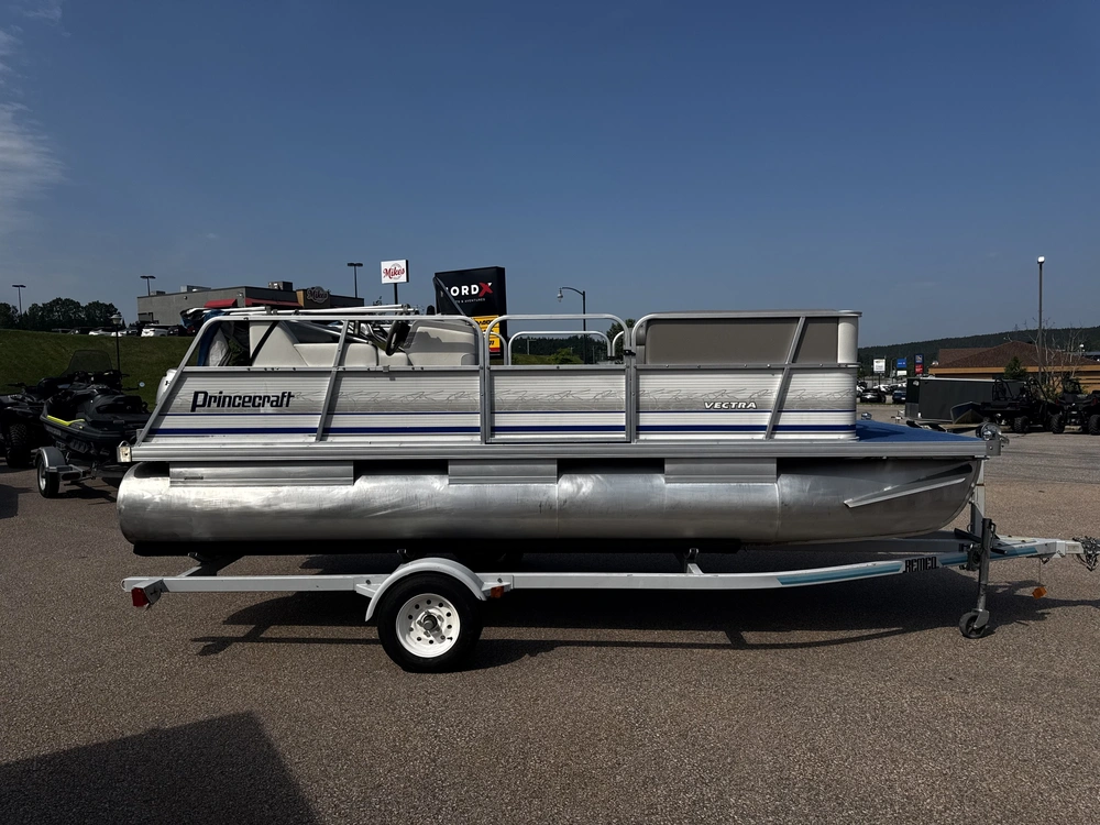 1996 Princecraft Vectra 16 / Honda 20hp 2010 alt