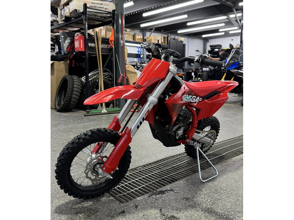 2027 Gasgas Mc-e 5 alt