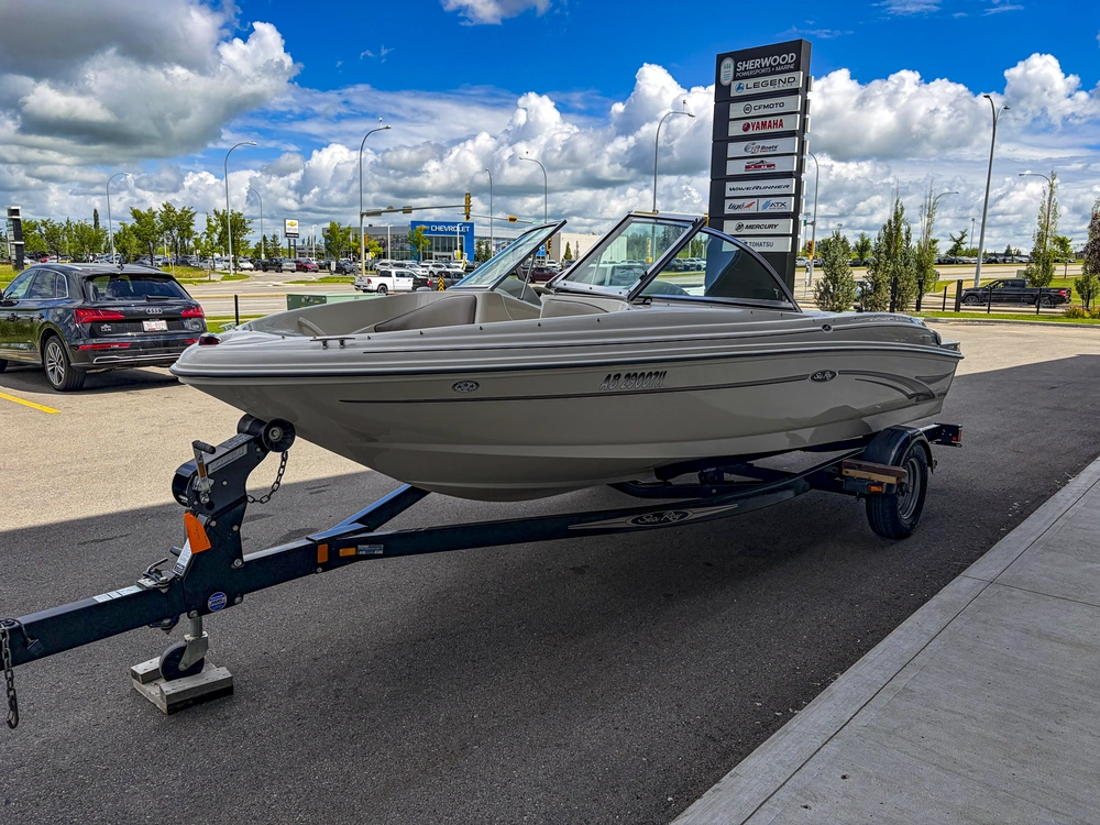 2003 Sea Ray 176br alt