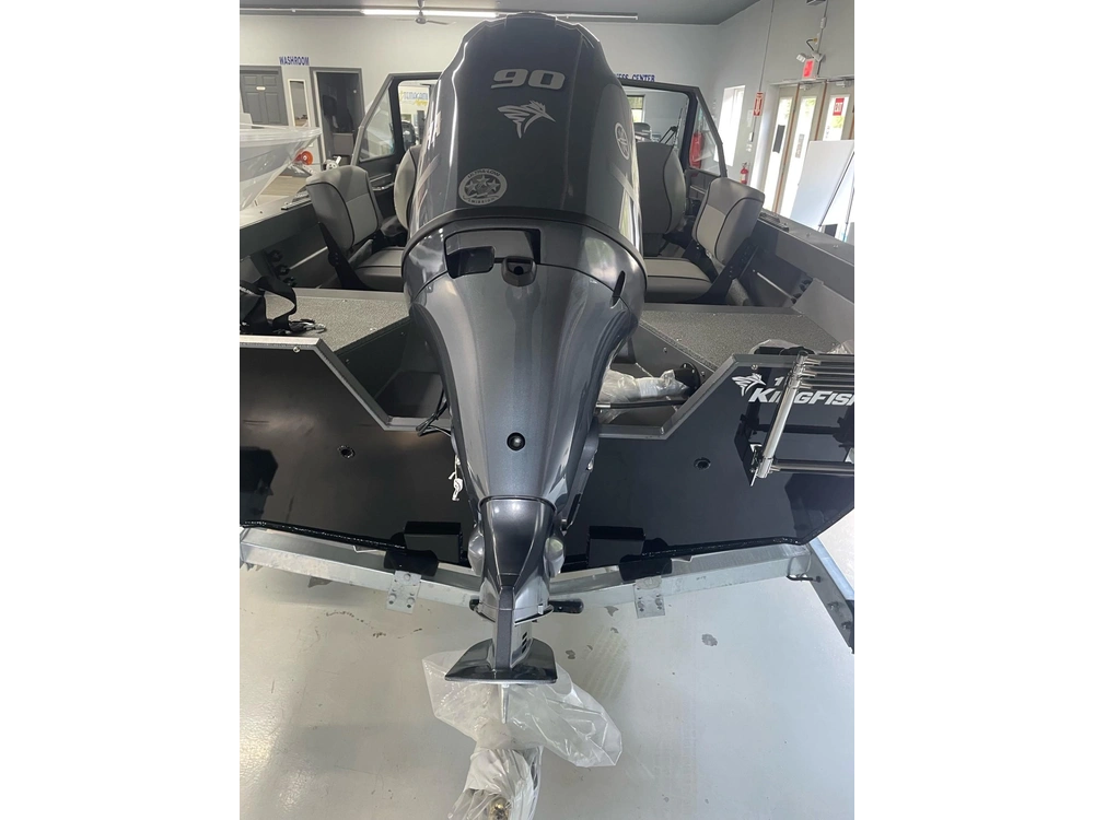 2027 Kingfisher 16 Falcon alt
