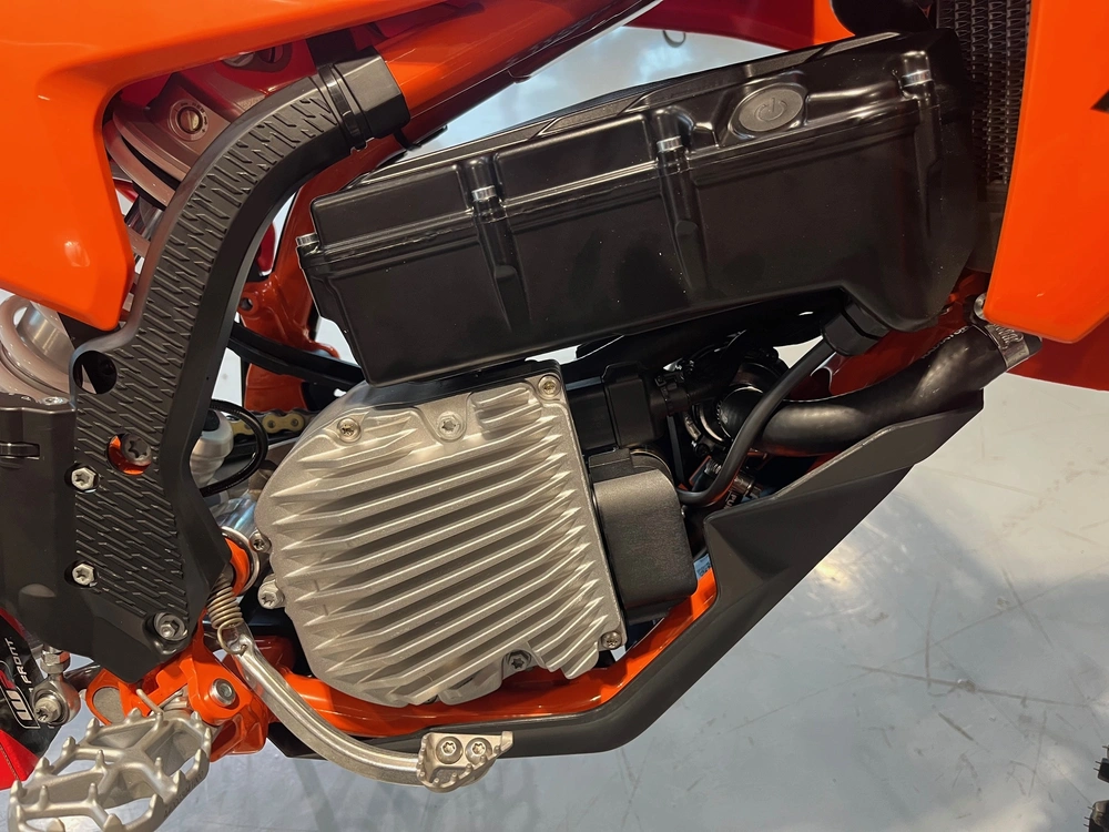 2027 Ktm Sx-e 5 alt