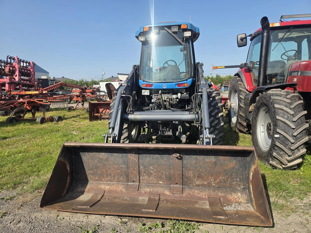 New Holland Tv140 2000 alt