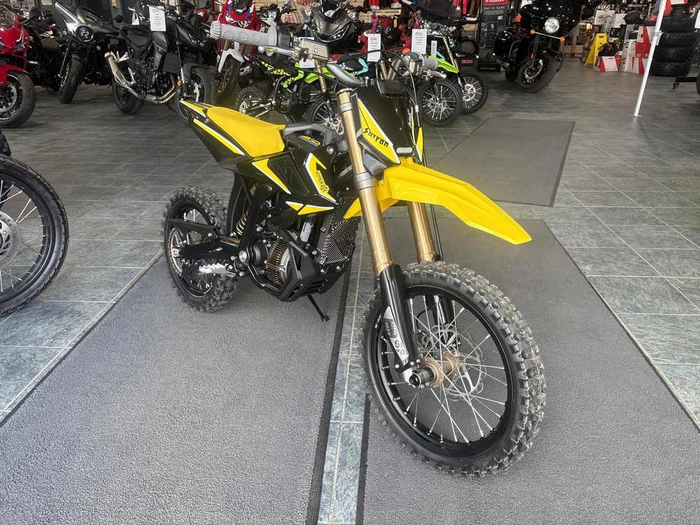 2026 Surron Hyper Bee alt