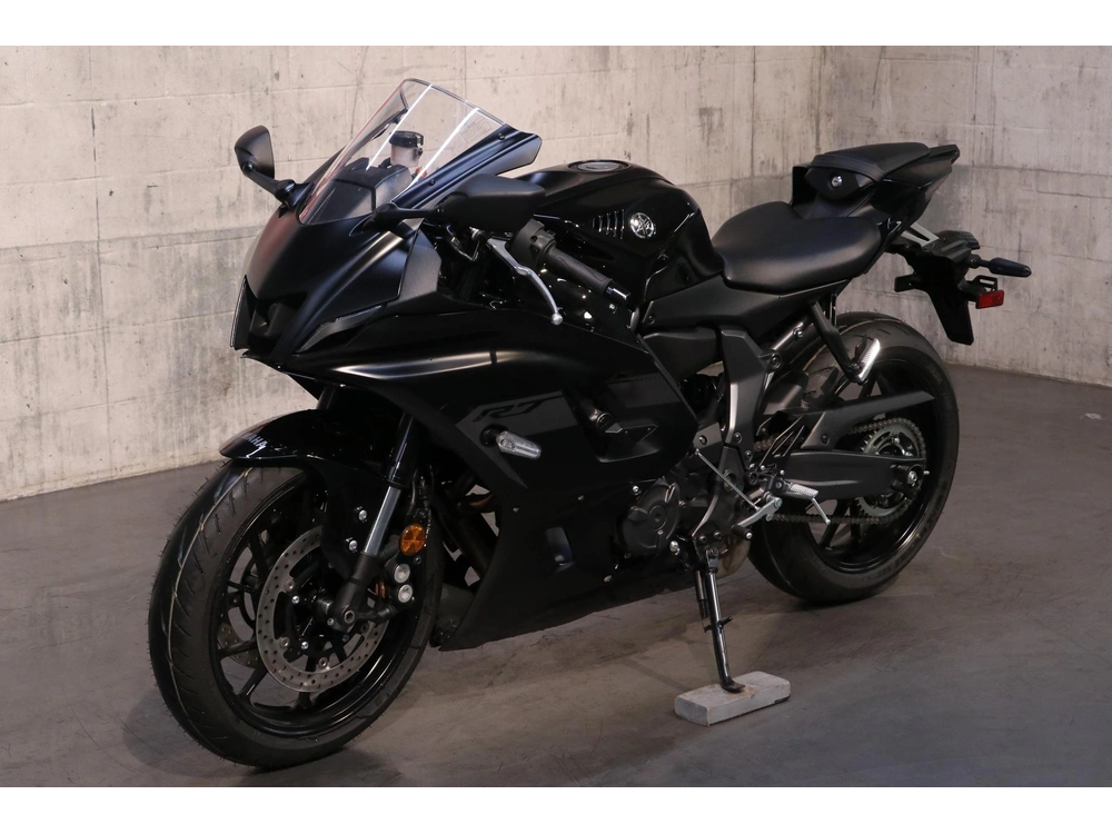 Yamaha Yzf-r7 2025 alt