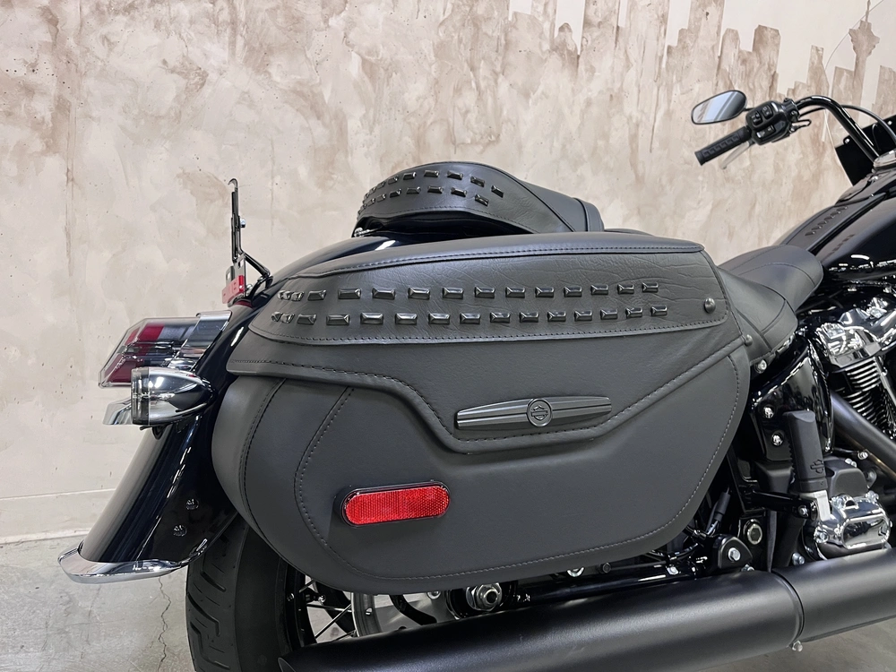 2026 Harley-davidson Flhc Heritage Classic alt