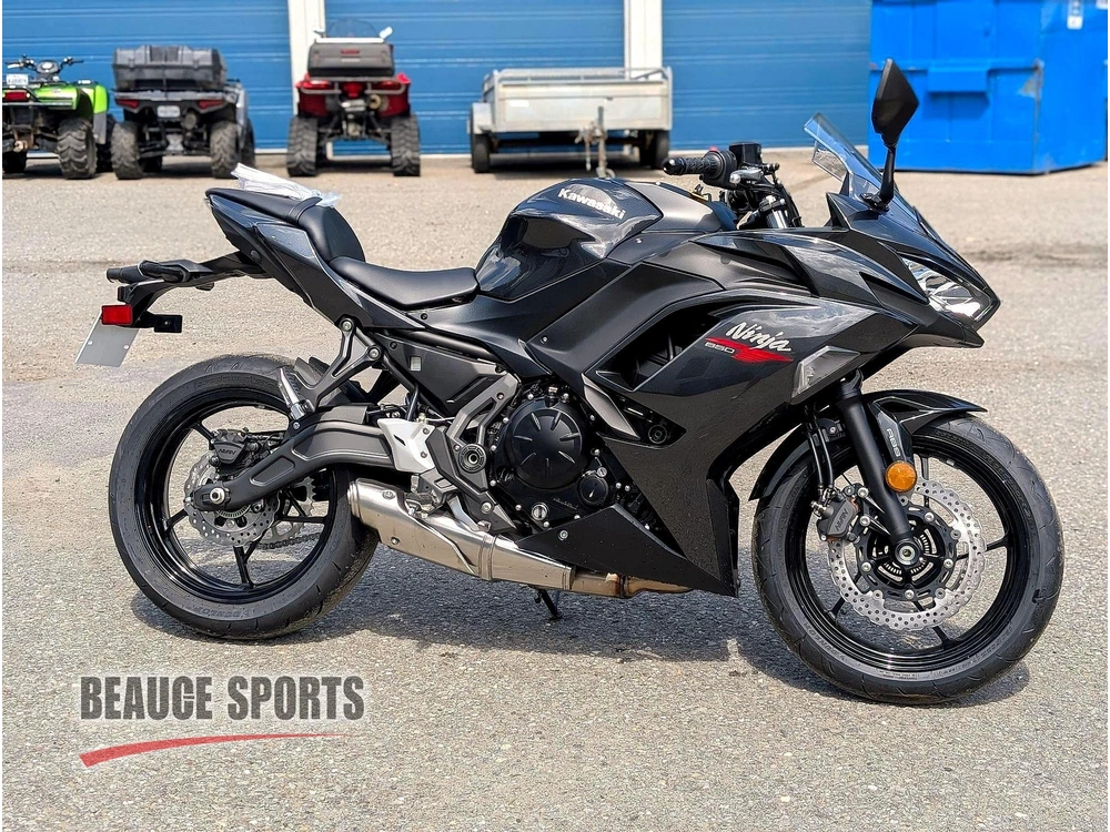 Kawasaki Ninja 650 Noir 🎯 Versatile Sport Motorcycle R7 Cbr650r Gsx-8r Comfort Daily Performance 🟢 2026 alt