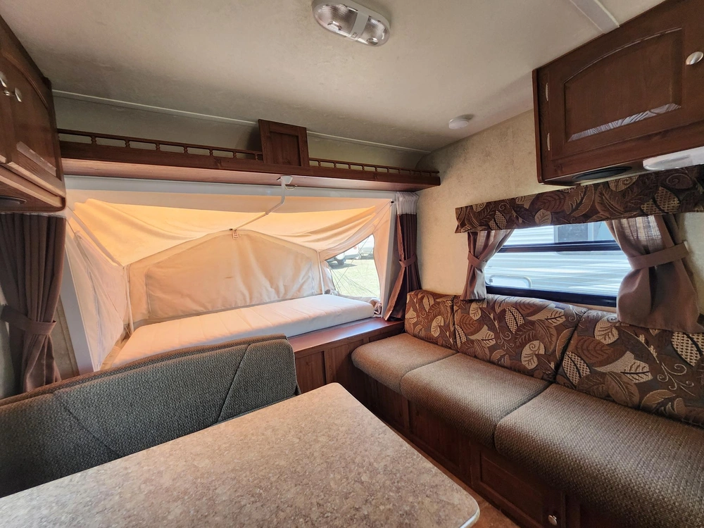 2012 Forest River Flaggstaff Shamrock T 19 alt