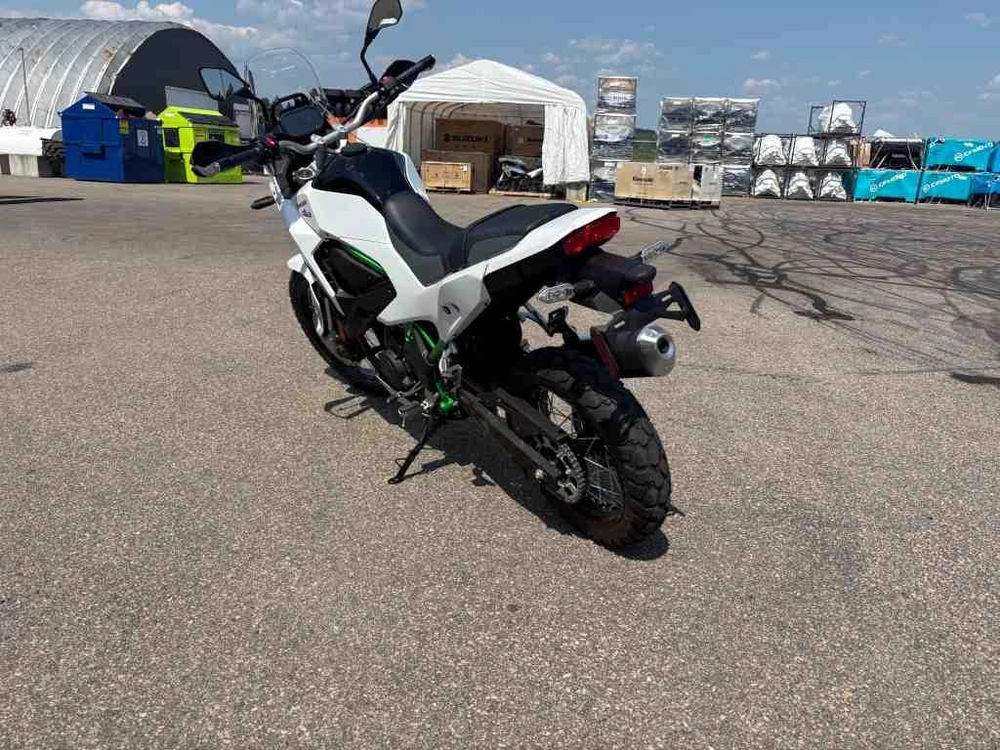 Kawasaki Kle500 Se 2026 alt
