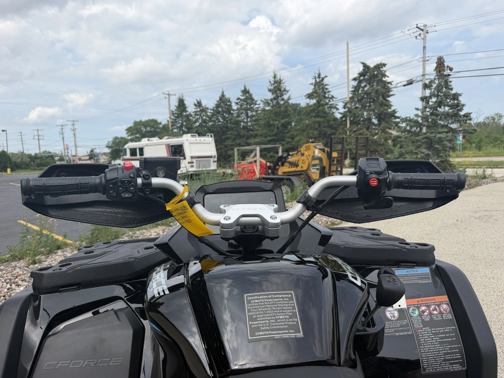 2026 Cfmoto Cforce 1000 Touring alt