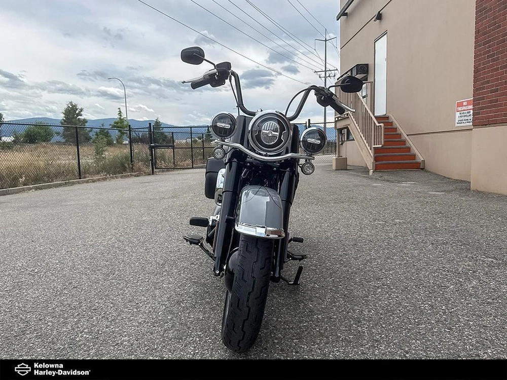 2026 Harley-davidson Flhc - Heritage Classic alt