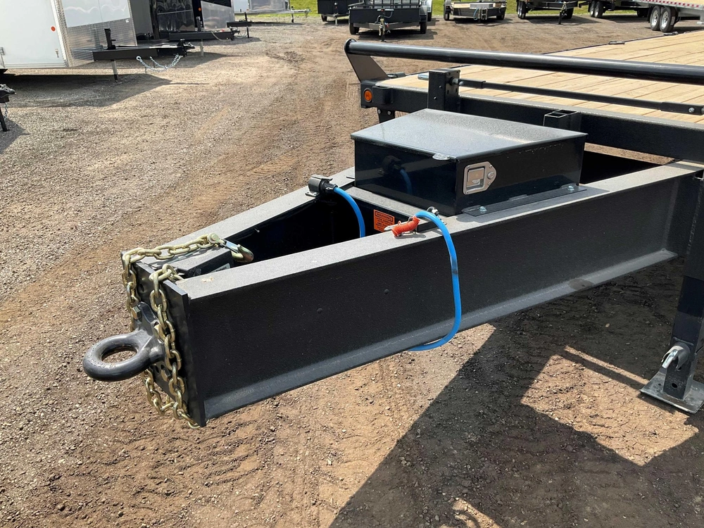 2027 Canada Trailers 8.5x28 15 Ton Deckover Equipment Trailer alt