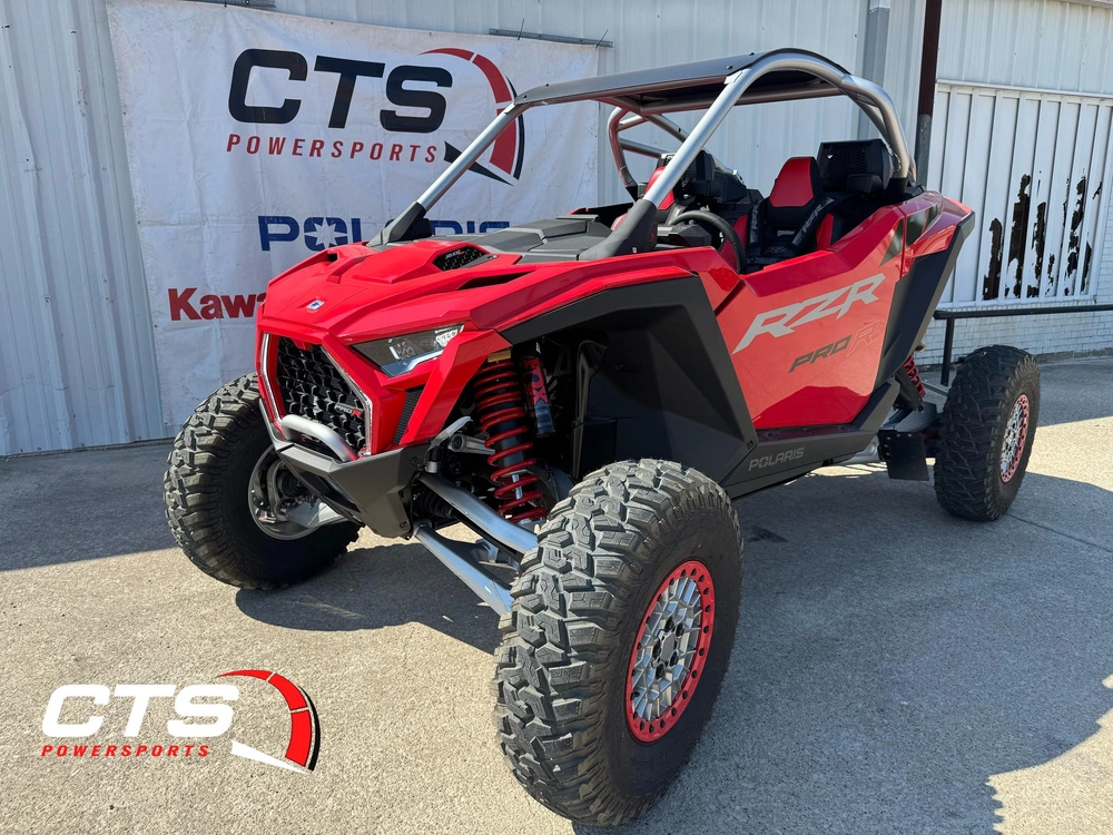 2026 Polaris Rzr Pro R Ultimate alt