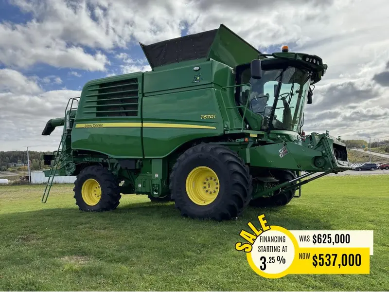 2022 John Deere T670 alt