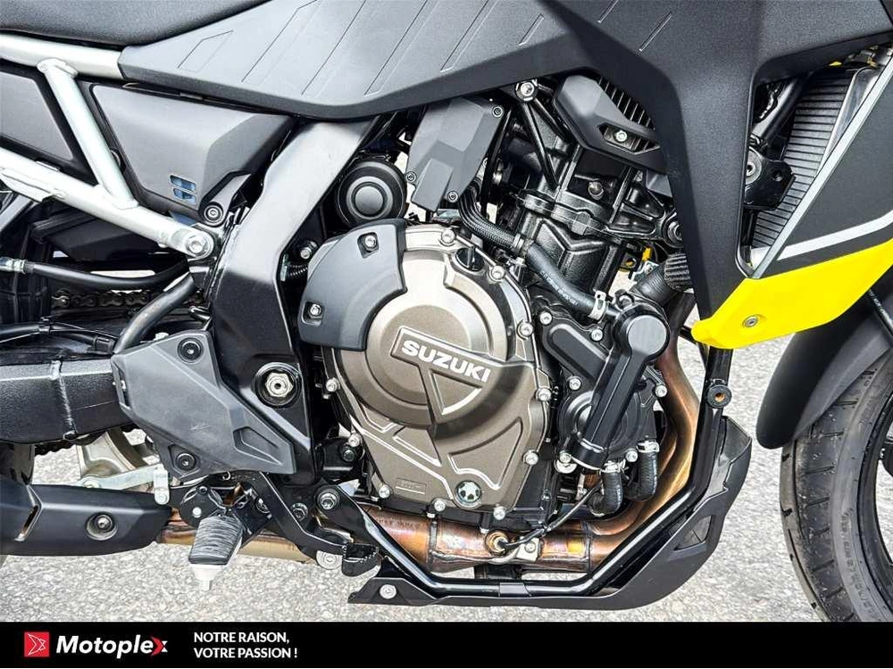 Suzuki Vstrom 800 *3256 Km* 2025 alt