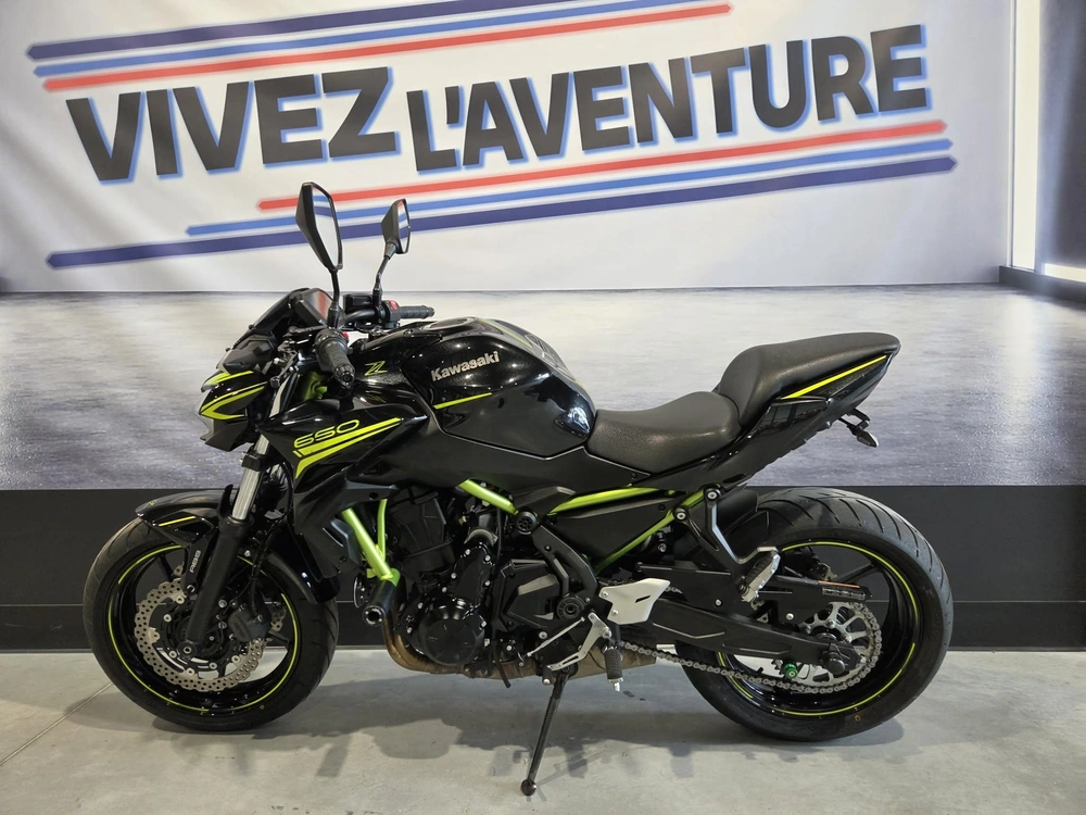 Kawasaki Z650 2020 alt