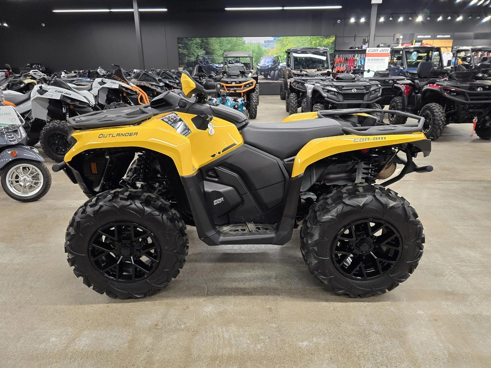 2024 Brp Outlander Xt 700 alt