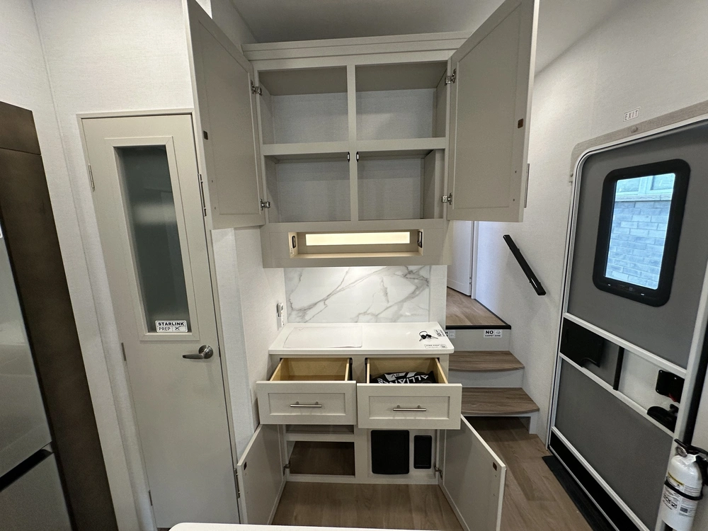 Alliance Rv Avenue 29rl 2027 alt