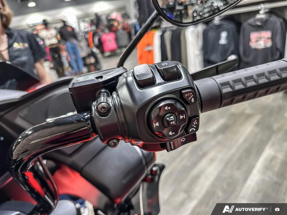 2026 Harley-davidson Road Glide alt