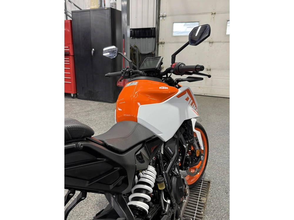 2024 Ktm 250 Duke alt